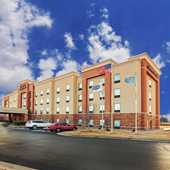 Building view of Hampton Inn & Suites Tulsa North/Owasso