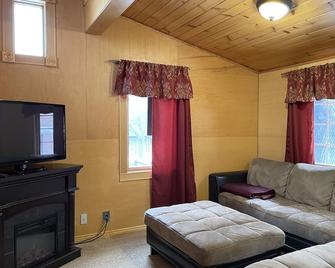 Luna Bed & Breakfast - Grand Forks - Living room