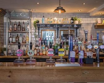 The Black Hat - Ilkley - Bar