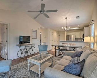 Pawleys Island Condo at True Blue Golf Resort - Pawleys Island - Living room
