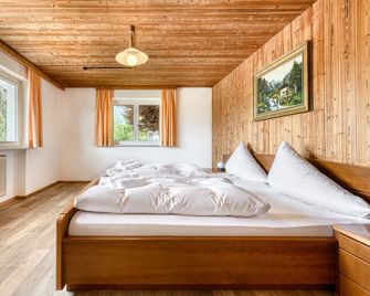 Familienferienwohnung Bürserberg Dorf - Bürserberg - Спальня