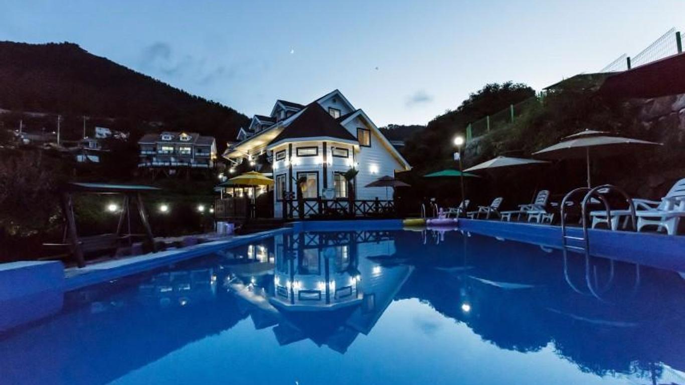 جيوجي باتيو بنسيون