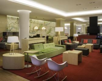 Fiesta Inn Monterrey Valle - San Pedro Garza García - Lounge