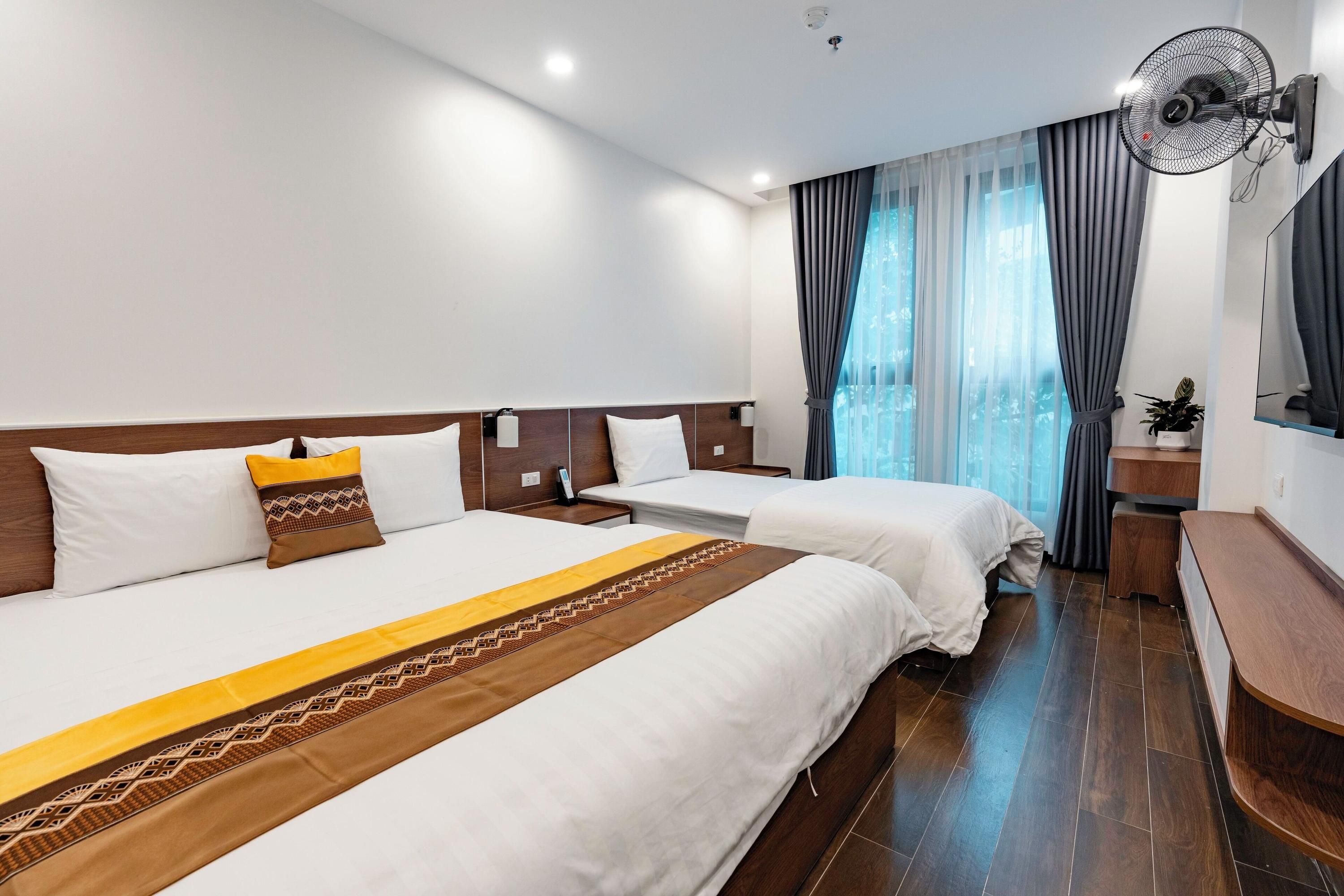 The Golden Crown Hotel Long Bien - Hanoi - Camera da letto