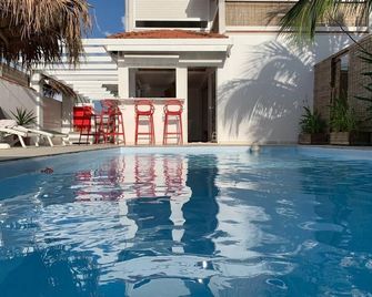 Canne à sucre Martinique, résidence naturiste - แซ็งต์-ลูซ - สระว่ายน้ำ