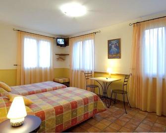 Auberge La table du curé - Cucugnan - Habitación