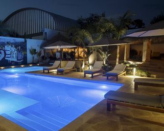 Hotel Camino Del Sol - Puerto Escondido - Pool