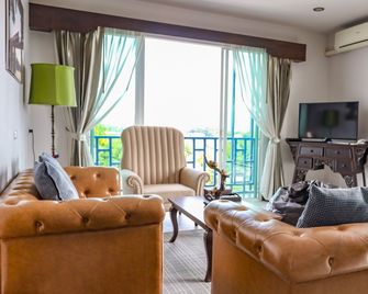 The Bridge Residence Hotel - Kanchanaburi - Vardagsrum