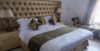 Tecla Hotel - Lusaka - Bedroom