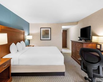 Sonesta Essential Houston Hobby Airport - Houston - Bedroom