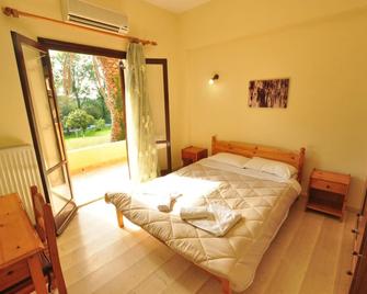 Laskaris Studios - Dassia - Slaapkamer