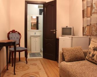 Columba Livia Guesthouse - Palanga - Sala de estar