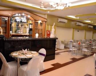 Narang Hotel - Hanumāngarh - Restaurant
