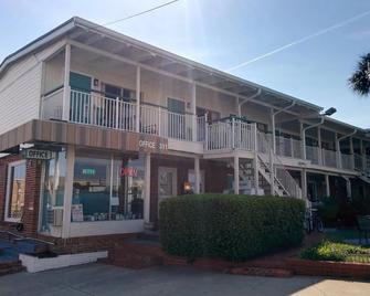 Wayfarer Motel - Myrtle Beach - Building