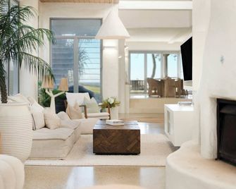 Saltwater Beach House - Yaroomba - Sala de estar
