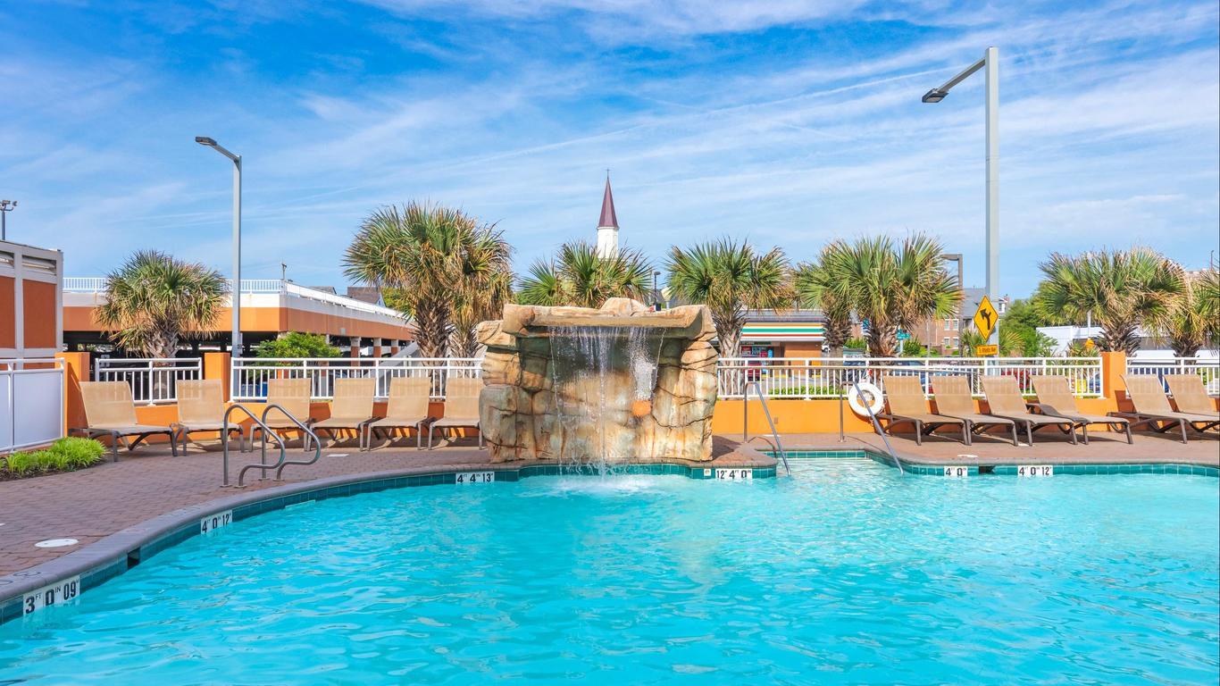 Holiday Inn & Suites Virginia Beach - North Beach, An IHG Hotel