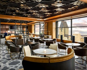 Le Centre Sheraton Montreal Hotel - מונטריאול - מסעדה