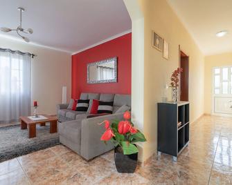 Casa Ventura - Estreito da Calheta - Sala de estar