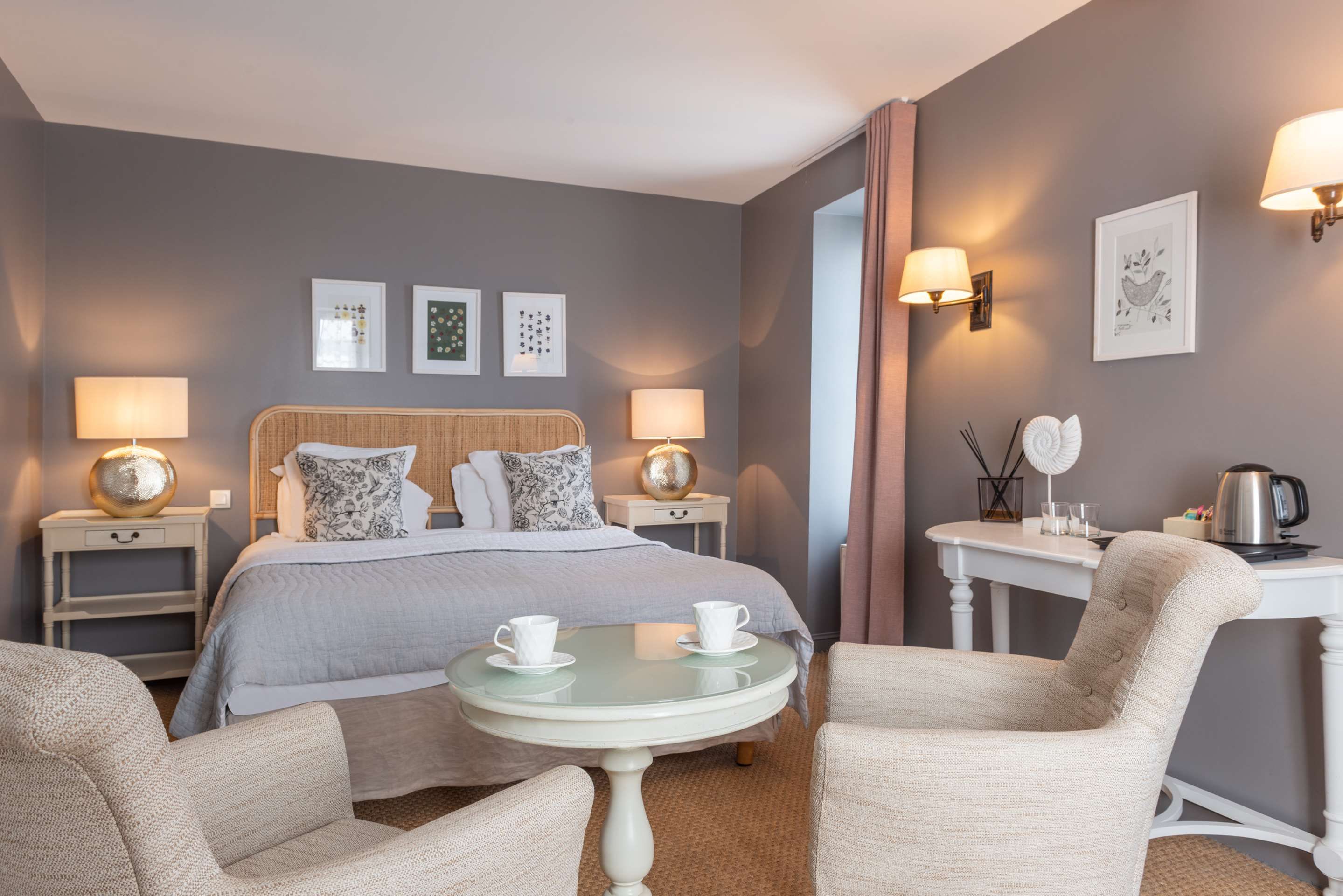 أوتل ريستوران ليه أورميس، ذي أوريجينالز روليه (روليه دو سايلونس)