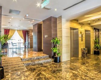 Executive Suites By Mourouj Gloria - Abu Dhabi - Lobby