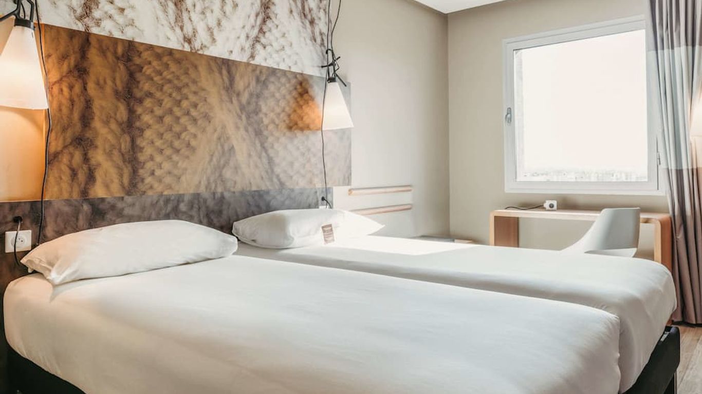 ibis Caen Porte de Bretagne