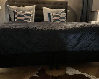 Markt Life Home Appartments - Lutherstadt Wittenberg - Schlafzimmer