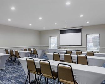 Comfort Inn and Suites Hot Springs Midtown - Hot Springs - Meeting room