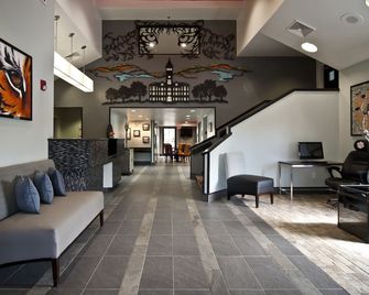 Hotel Tillman - Clemson - Lobby