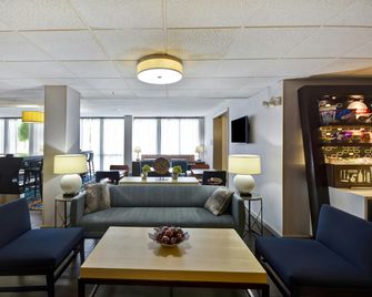 Hampton Inn Detroit/Madison Heights/South Troy Area - Madison Heights - Sala de estar