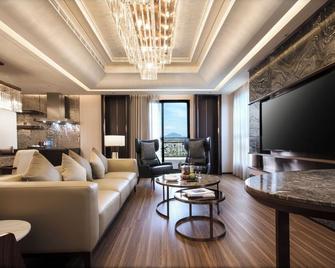 Hotel Valletta - Jiaoxi Township - Living room