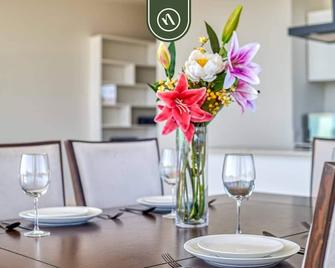 Oceanview Penthouse in Punta Mita - Beach - Pools - Higuera Blanca - Dining room