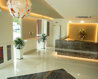 Qlassic Hotel - ספאנג - לובי
