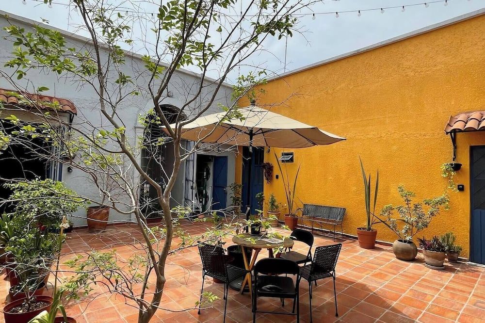 Casa Arrayan 2 Private Bedroom / Private Bathroom - Guadalajara - Patio