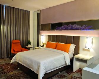 Holiday Villa Hotel & Residence Shanghai Jiading - Shanghai - Bedroom