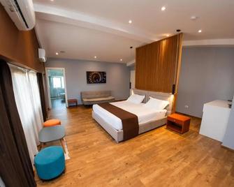 Olivar Hotel Tirana - Tirana - Bedroom