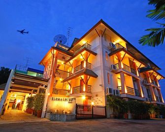 Floral Shire Suvarnabhumi Airport - Bangkok - Building