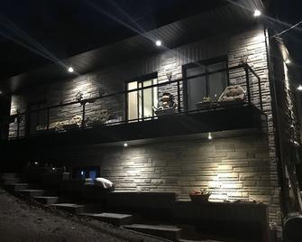 House on Trent waterwaysbrSturgeon lake water access - Kawartha Lakes - Building