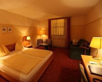 Hotel Restaurant Lebzelter - Altenmarkt im Pongau - Slaapkamer