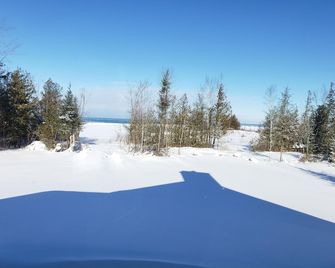 Find your Happy Place at this Lake Huron Cottage! - Saugeen Shores - Beach