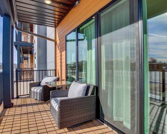 Modern South Pier Condo on Sheboygan River! - Sheboygan - Balcony