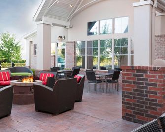 Residence Inn by Marriott Dallas Arlington South - ארלינגטון - פטיו