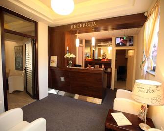 Hotel Gallus - Zagreb - Front desk