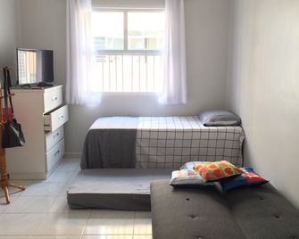 Cozy Kitnet At The Beach - Santos - Schlafzimmer