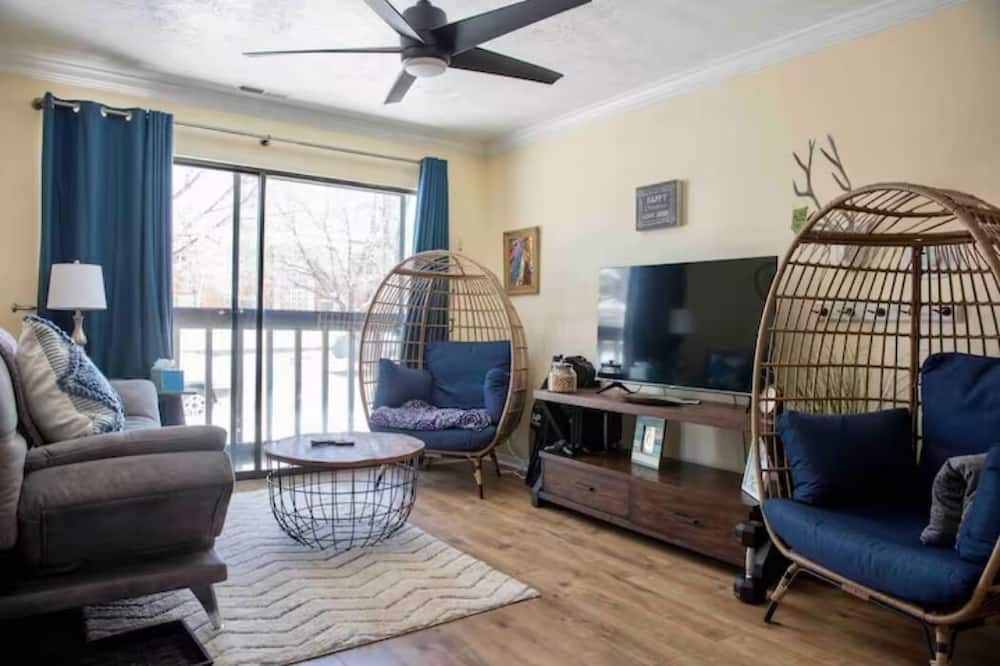 Newly Remodeled Sugar House Unit/Long-Stays Okay - סולט לייק סיטי - סלון