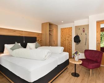 Hotel Vincenz - Breil/Brigels - Bedroom