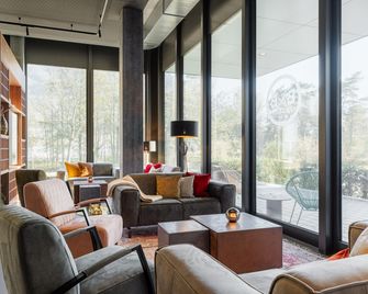 B&b Hotel Liechtenstein-eschen - Eschen - Lounge
