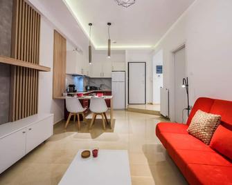 Raspberry Apt by halu! Apartments - Thessaloniki - Stue