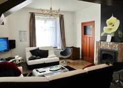 Gite Stone Lodge - Bourcy - Living room