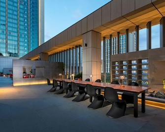 Aloft Yantai - Yantai - Patio