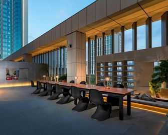 Aloft Yantai - Yantai - Patio